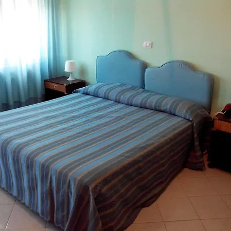 Hotel De Plam 3*